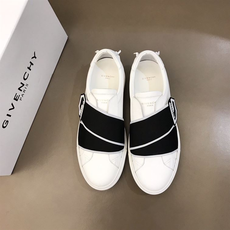 GIVENCHY ELASTICATED LOGO STRAP SNEAKERS   GVC004