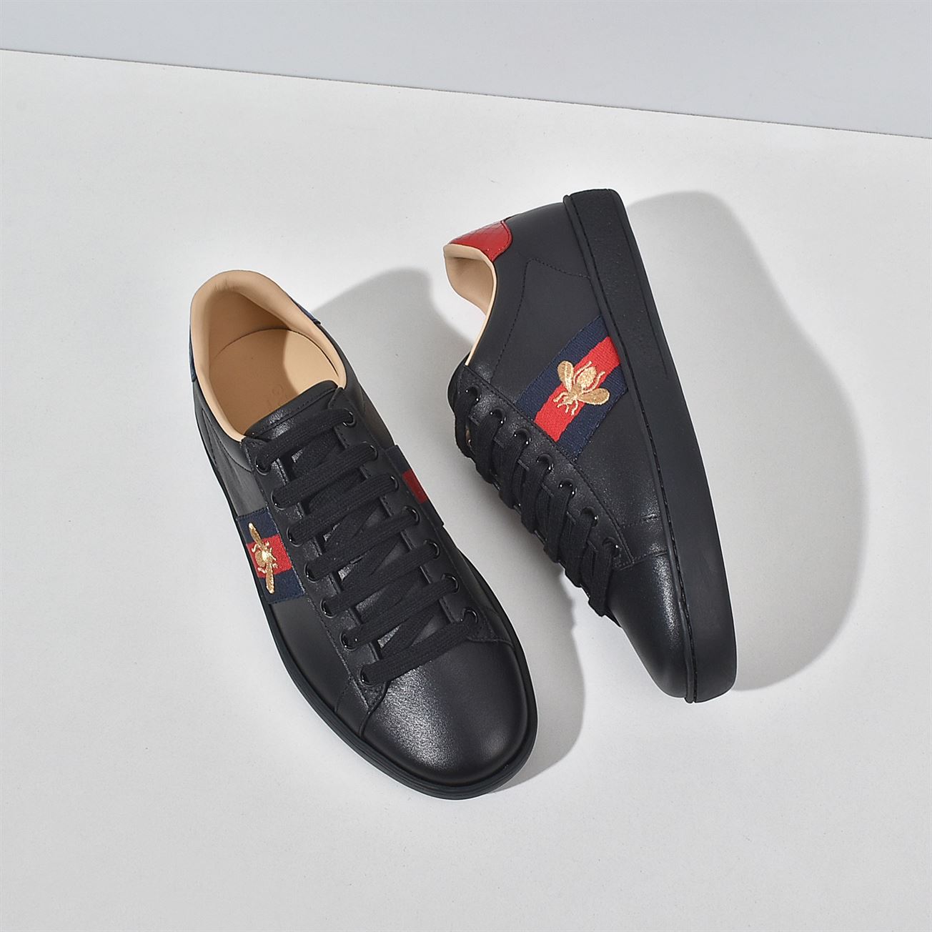 Gvc*1 Dupes Shoes  MENS ACE EMBROIDERED SNEAKER   GCC026