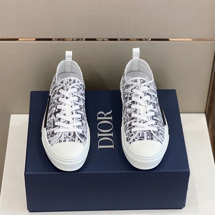 D10r B23 LOW-TOP SNEAKER   DO023