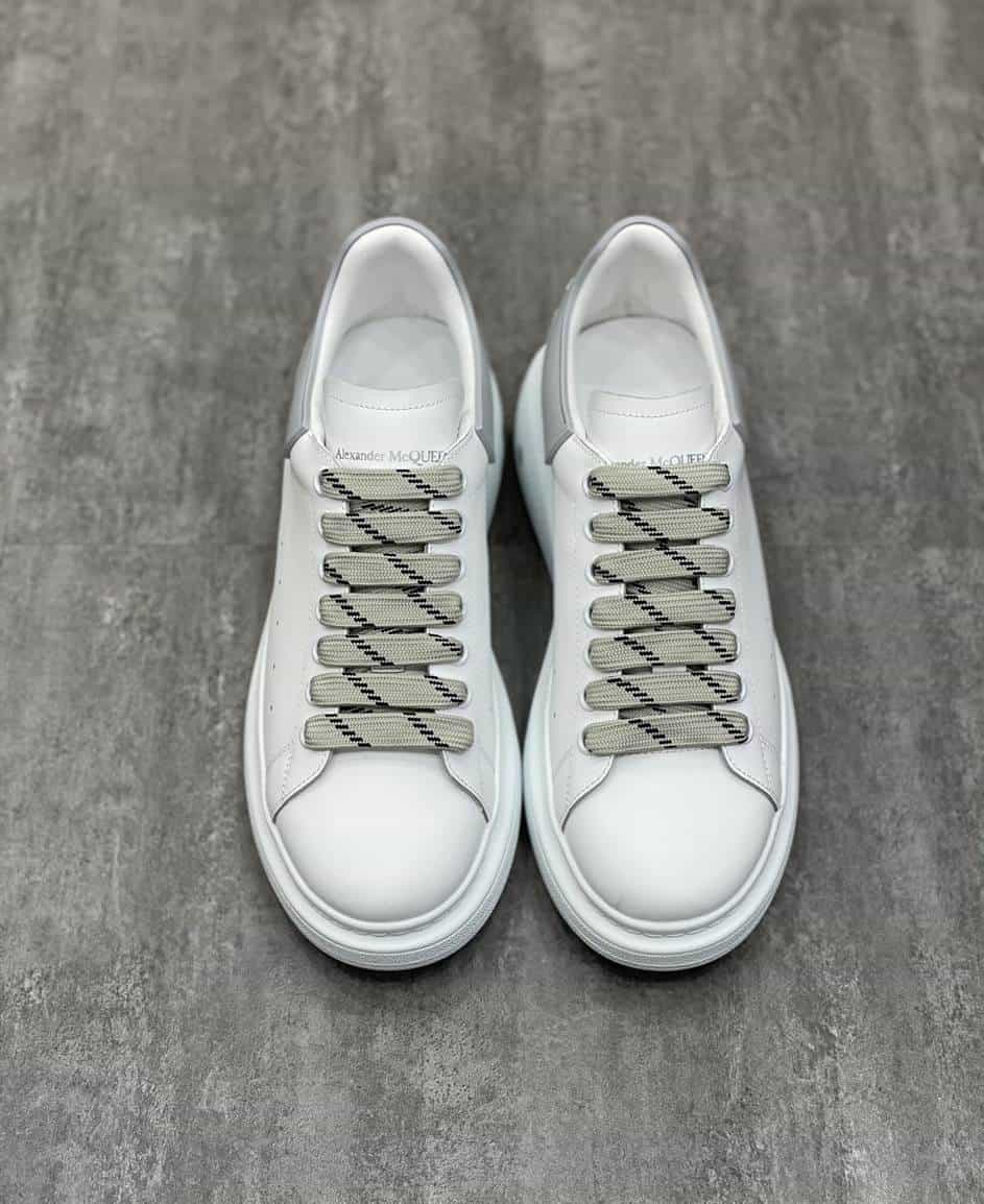 A1exa*der Mcqv*en SNEAKER   AM22