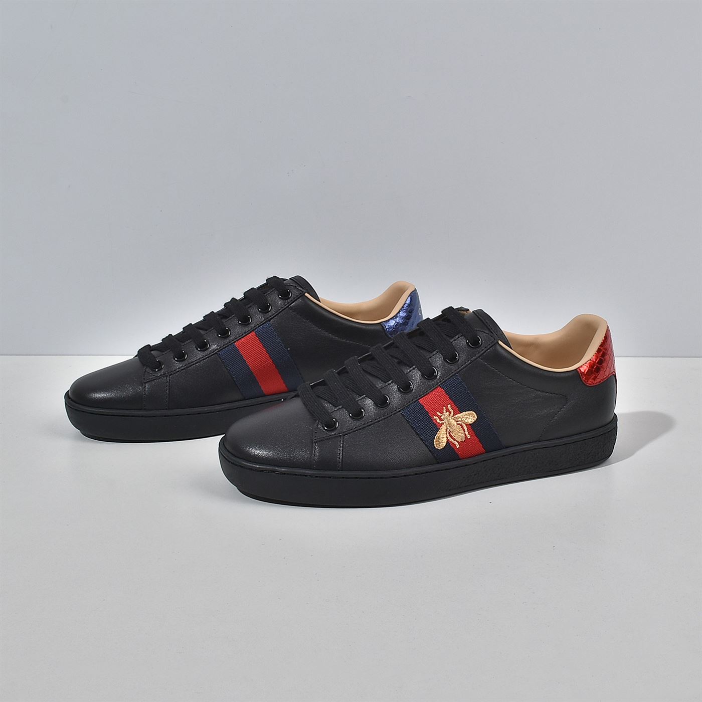 Gvc*1 Dupes Shoes  MENS ACE EMBROIDERED SNEAKER   GCC026