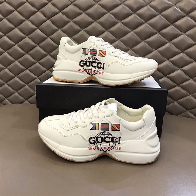 Gvc*1 RHYTON  WORLDWIDE  FLAG-PRINTED SNEAKER   GCC010