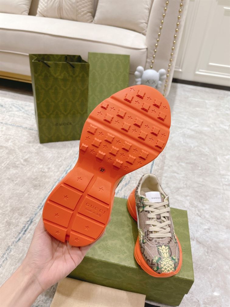 Gvc*1 PINEAPPLE MEN S RHYTON SNEAKER   GCC107