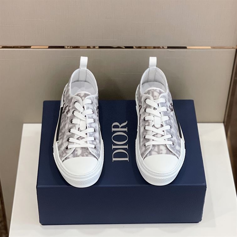 D10r B23 LOW-TOP SNEAKER   DO019