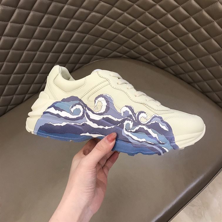 Gvc*1 RHYTON WAVE SNEAKER   GCC012