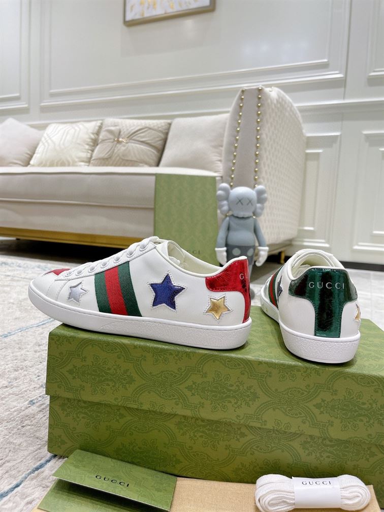Gvc*1 Dupes Shoes ACE EMBROIDERED SNEAKER   GCC088