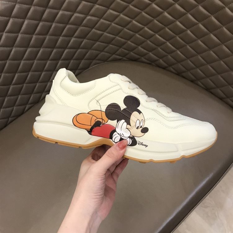 Gvc*1 RHYTON X DISNEY   GCC011