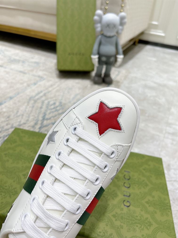Gvc*1 Dupes Shoes ACE EMBROIDERED SNEAKER   GCC088