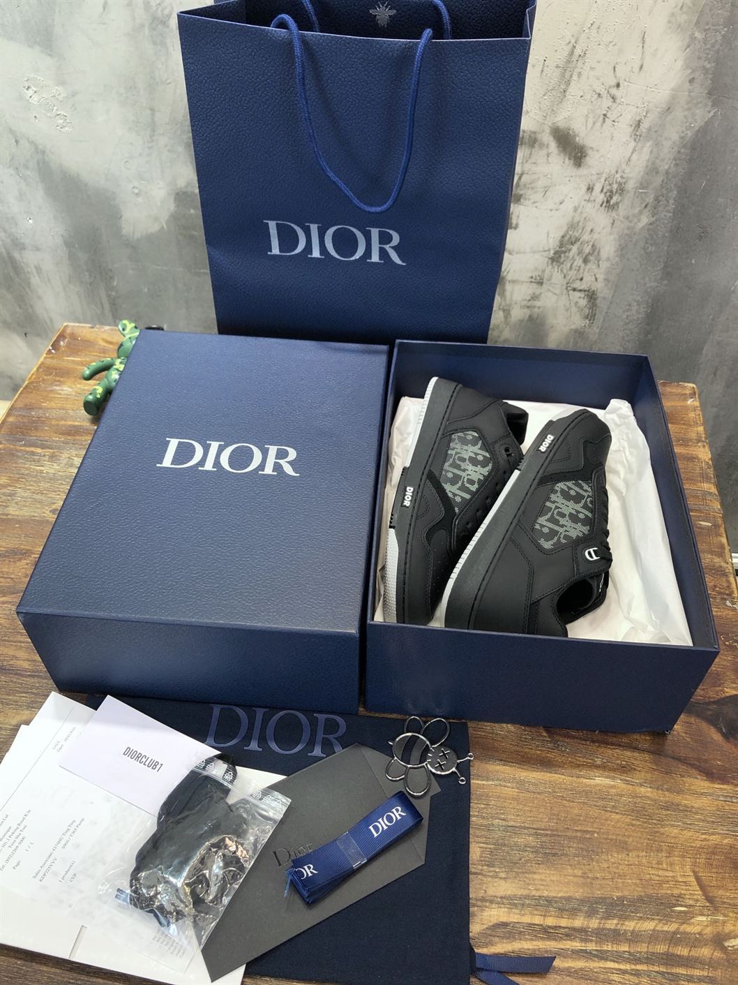 D10r B27 LOW-TOP SNEAKER   DO062