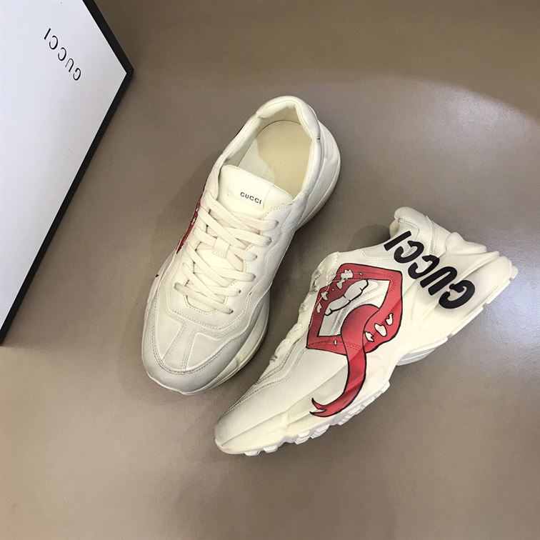 Gvc*1 RHYTON SNEAKER WITH MOUTH PRINT   GCC016