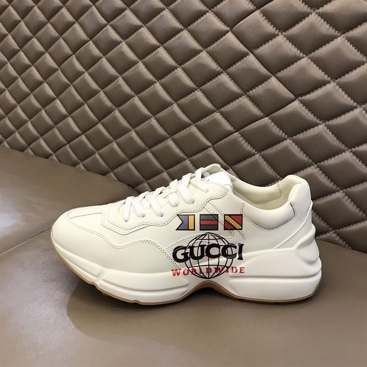 Gvc*1 RHYTON  WORLDWIDE  FLAG-PRINTED SNEAKER   GCC010