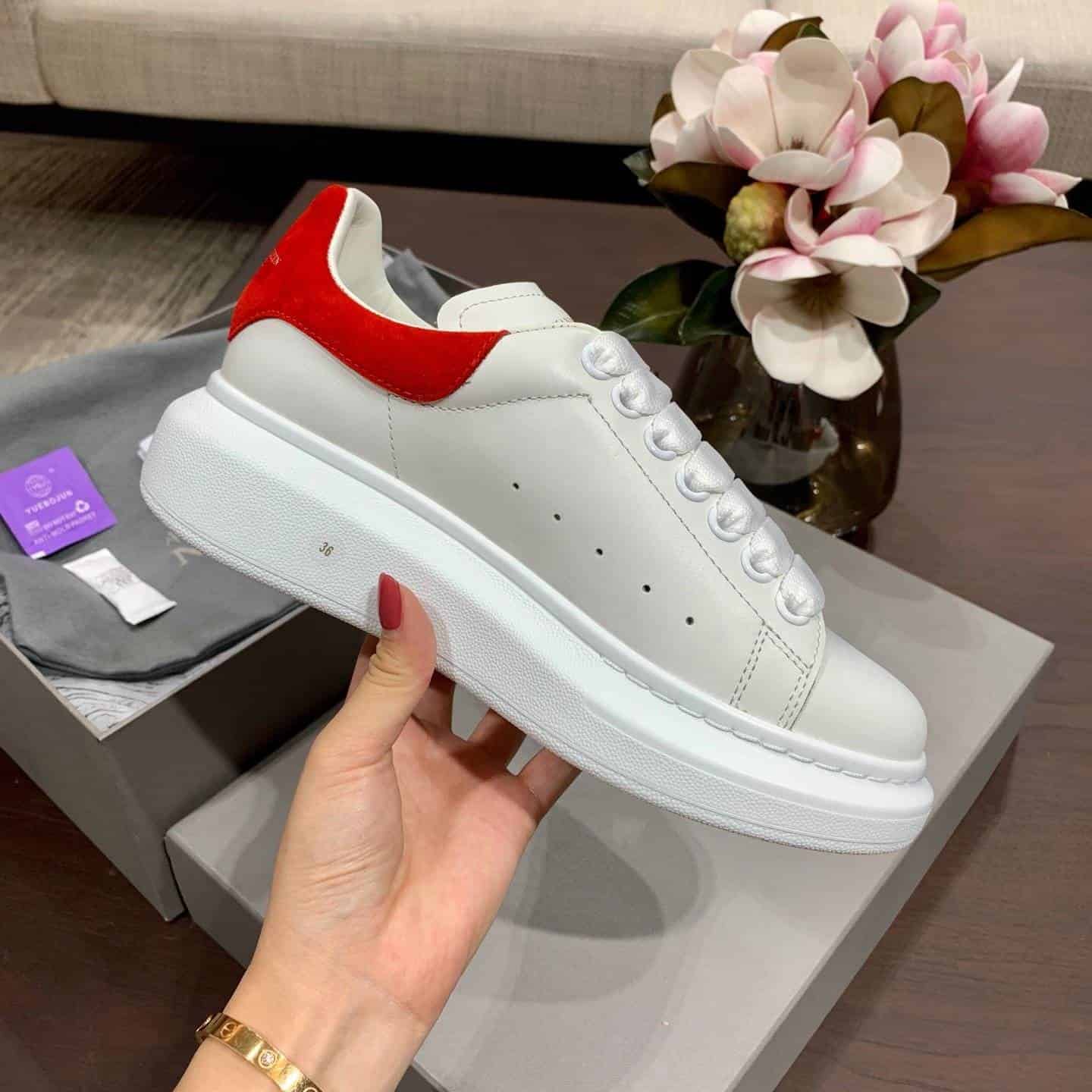 A1exa*der Mcqv*en Sneaker Dupe - AM17