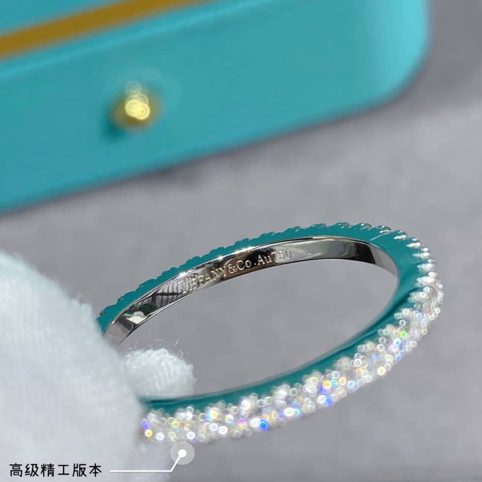 Luxury T*f*ny Classic AAA+ Ring