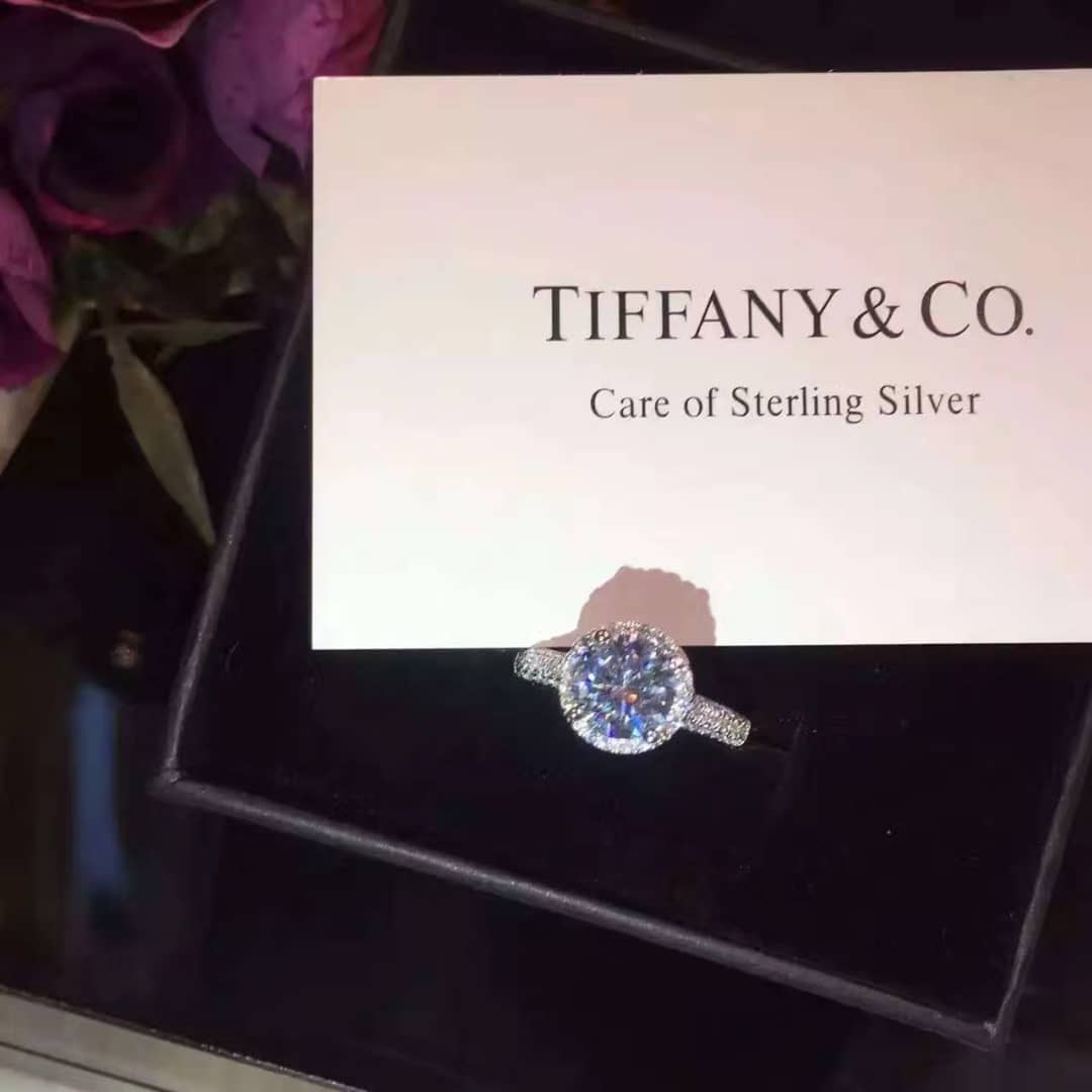 Best T*f*ny Classic Ring