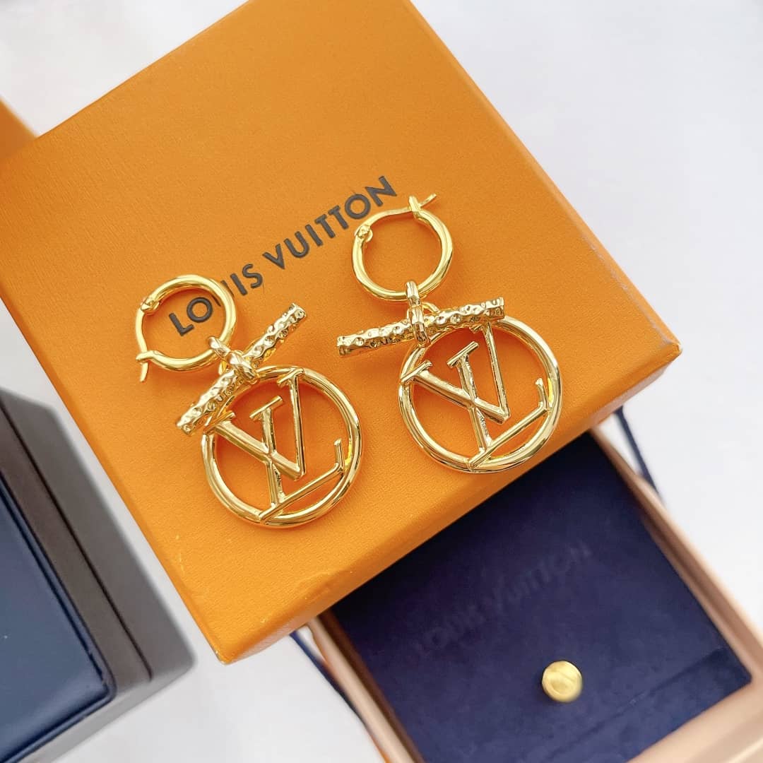 7 Star L0vis Vvtt0n Earring