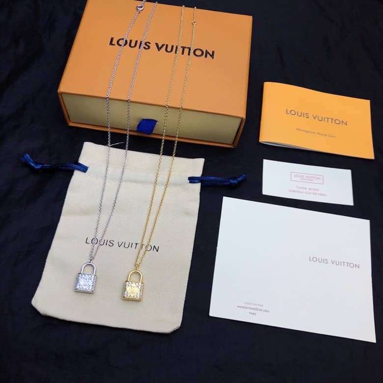 High Quality L0vis Vvtt0n Necklace
