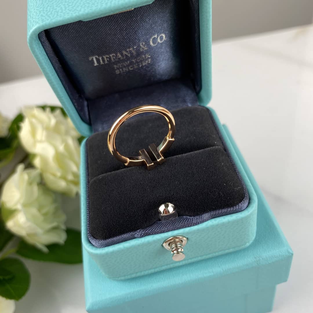 Fake T*f*ny Logo Ring