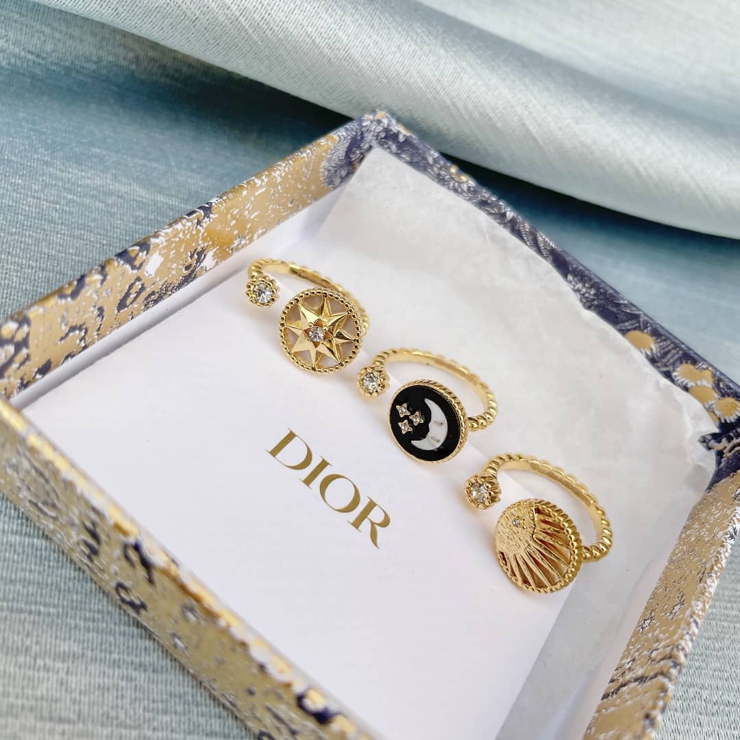 Designer Chr1st1an D10r Classic Ring