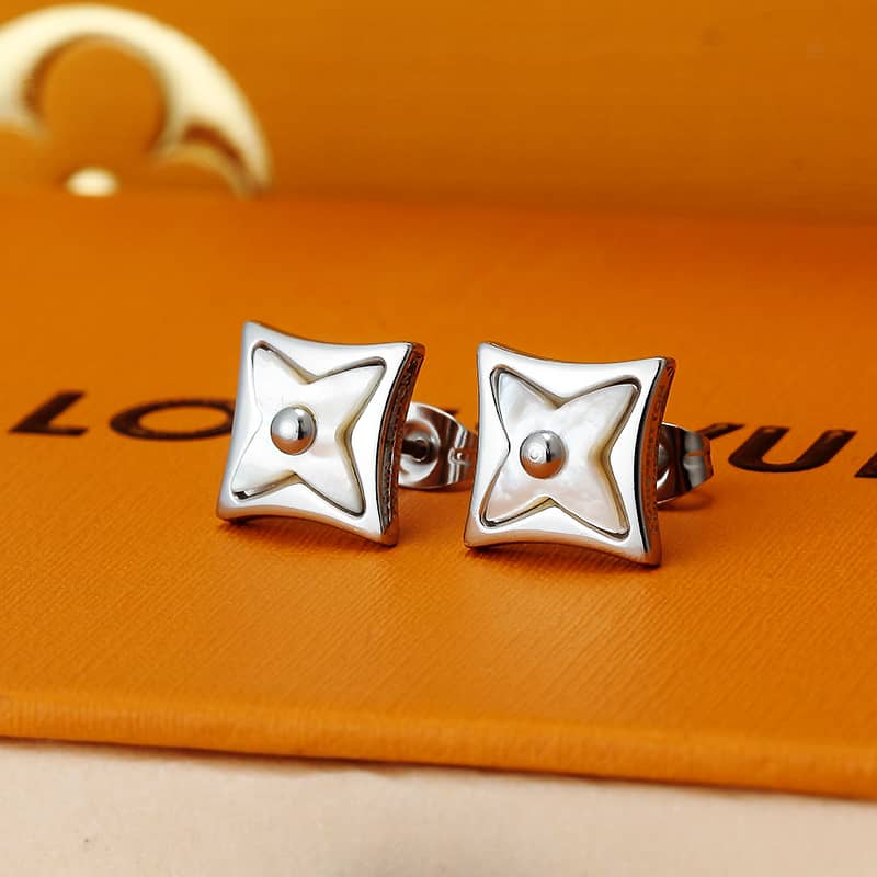 Best L0vis Vvtt0n Classic Earring