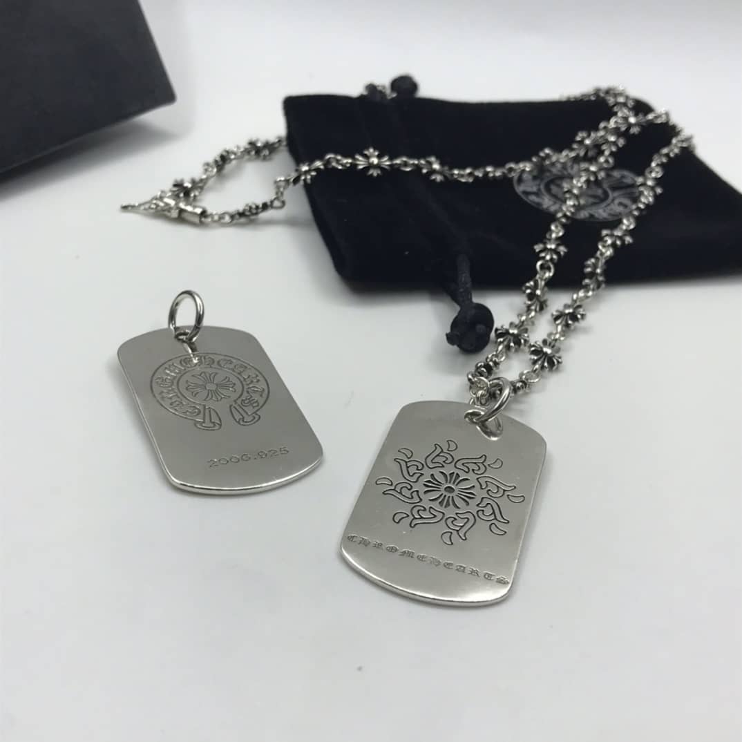7 Star Ch*0me He**ts Necklace