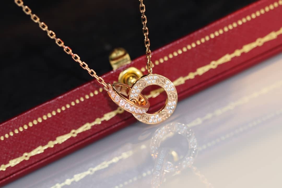 Fake Ca*t1er Logo Necklace