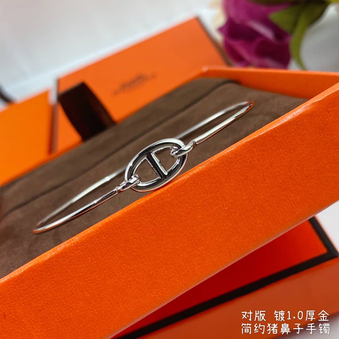 H**me5 Bracelet First Copy