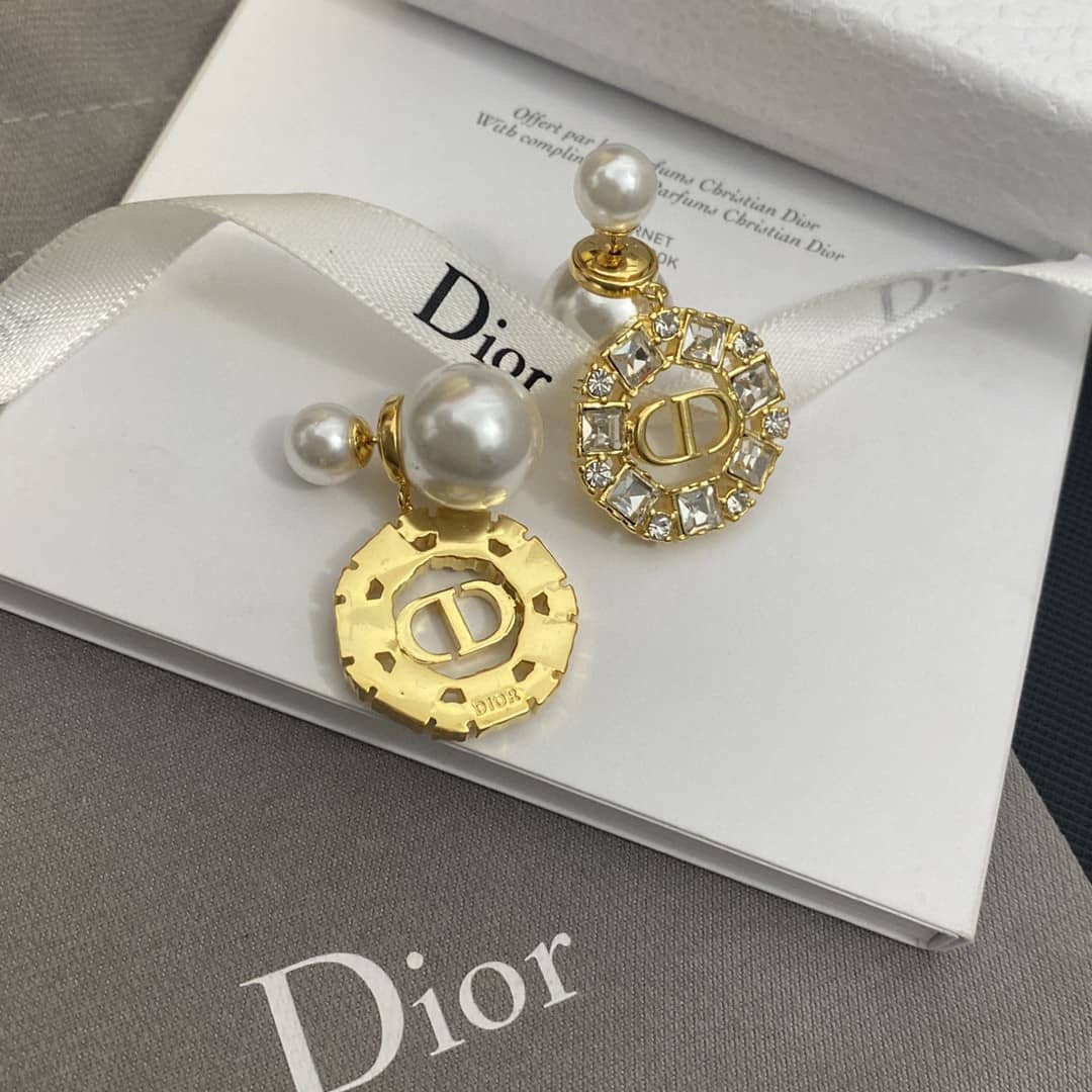 Wholesale Chr1st1an D10r AAA+ Earring
