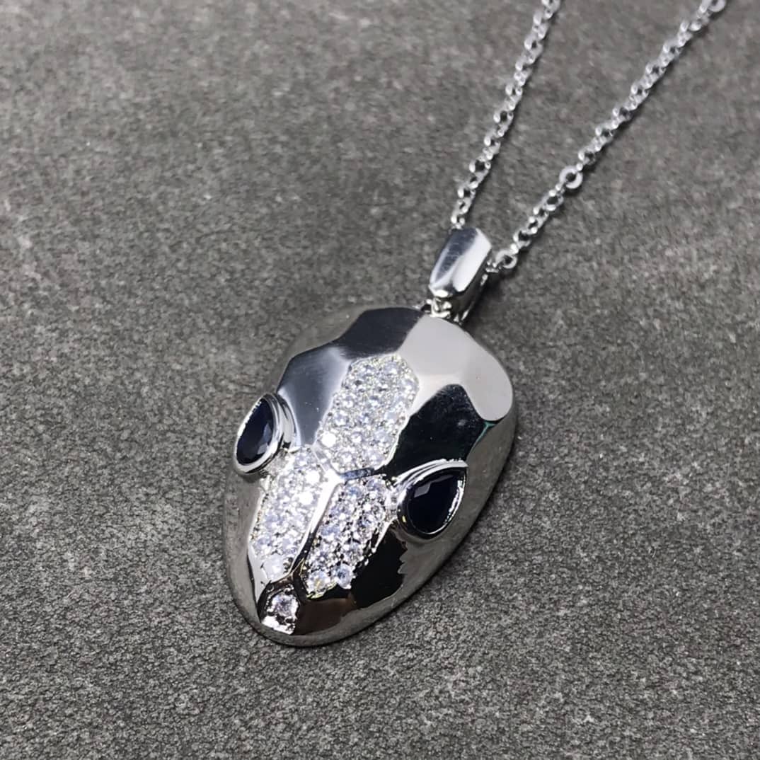 7 Star Bv1g*ai Necklace