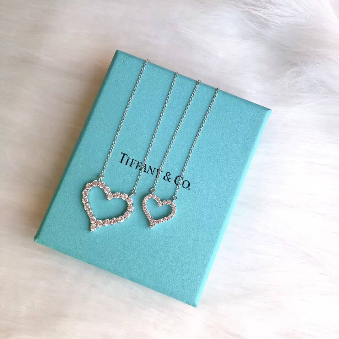 Knockoff T*f*ny Logo Necklace
