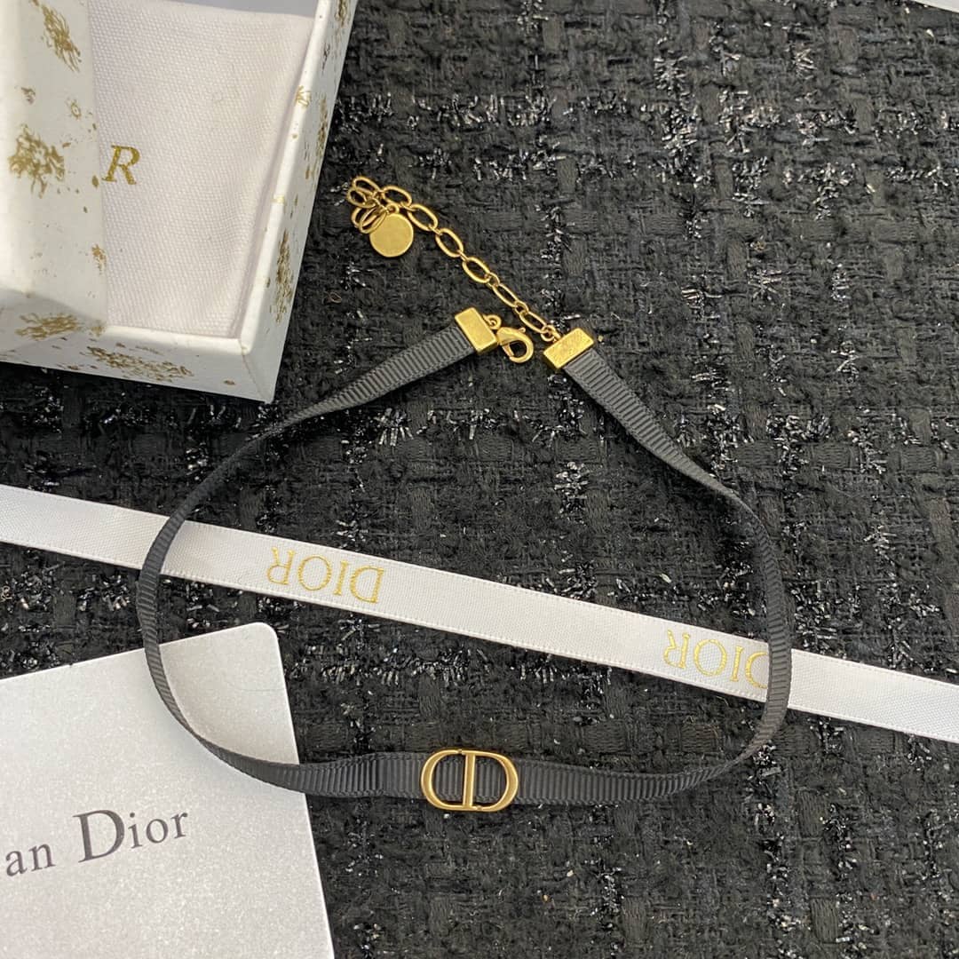 Chr1st1an D10r Necklace First Copy
