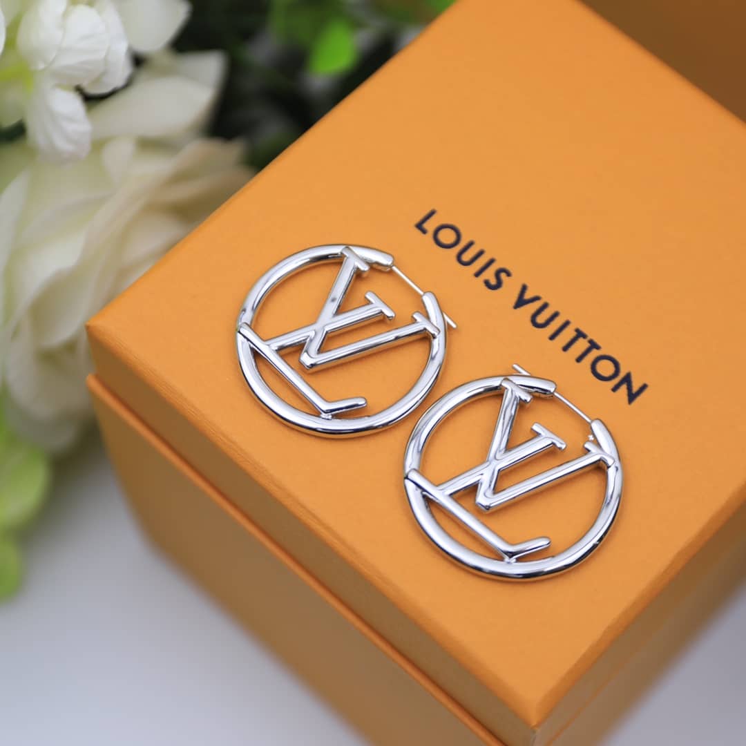 L0vis Vvtt0n Earring First Copy