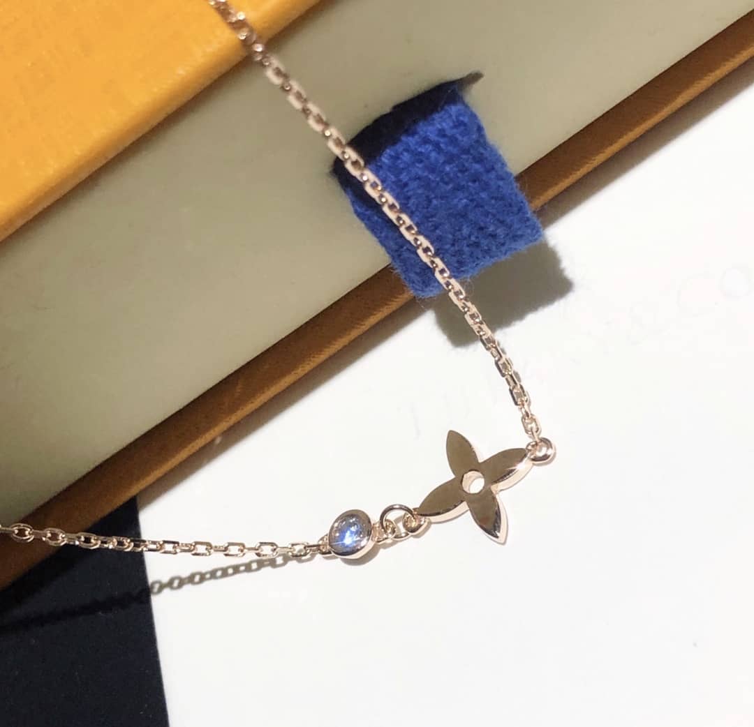 Top Quality L0vis Vvtt0n Necklace