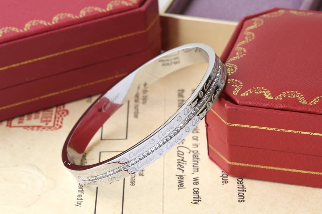 Ca*t1er Bracelet Dupe