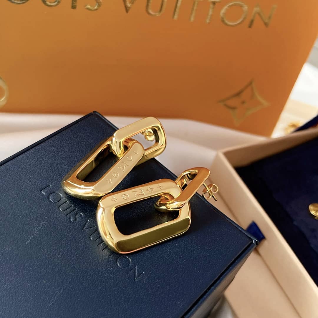 Best L0vis Vvtt0n Classic Earring