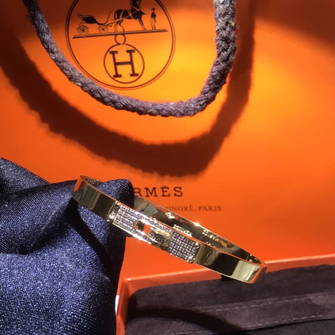H**me5 Bracelet For Sale