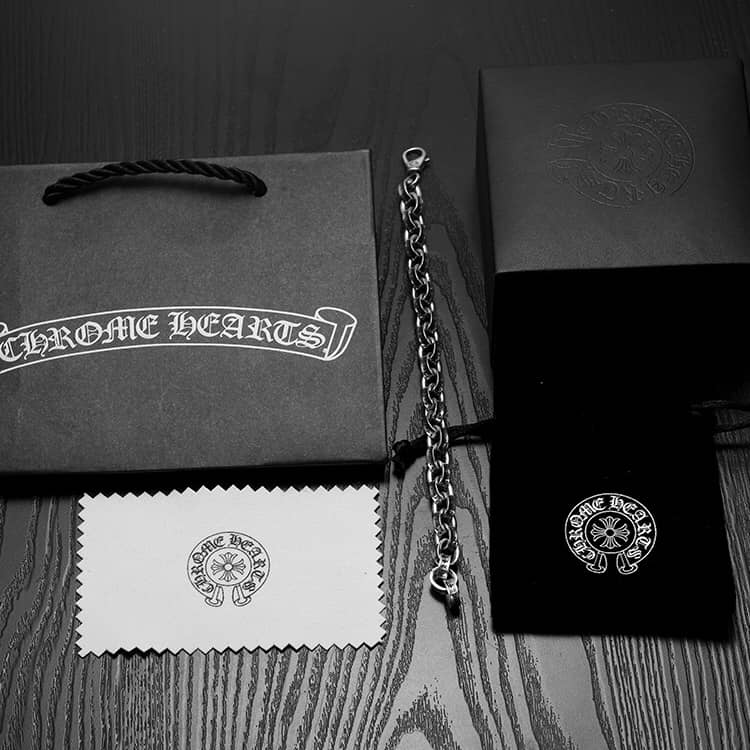 Wholesale Ch*0me He**ts Logo Bracelet