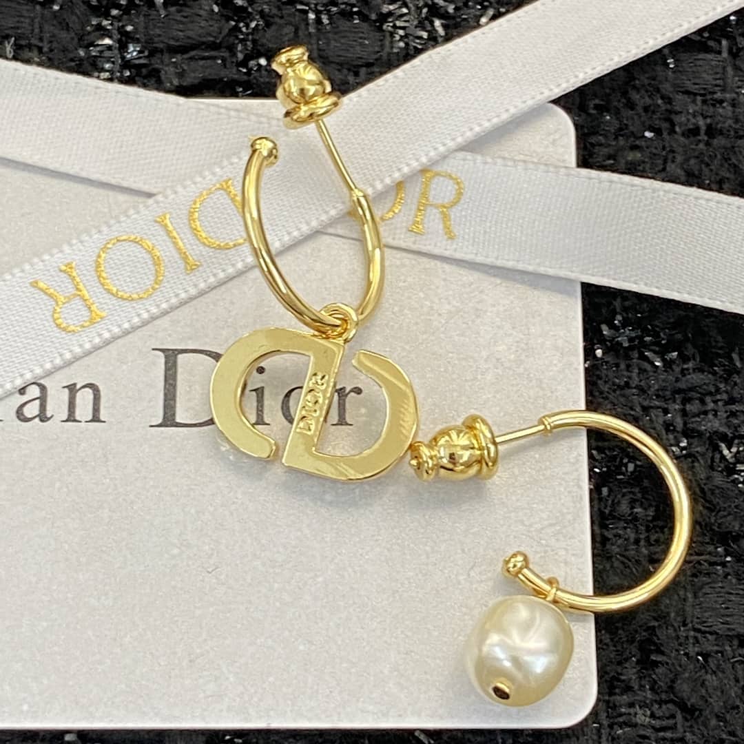 Luxury Chr1st1an D10r Classic AAA+ Earring