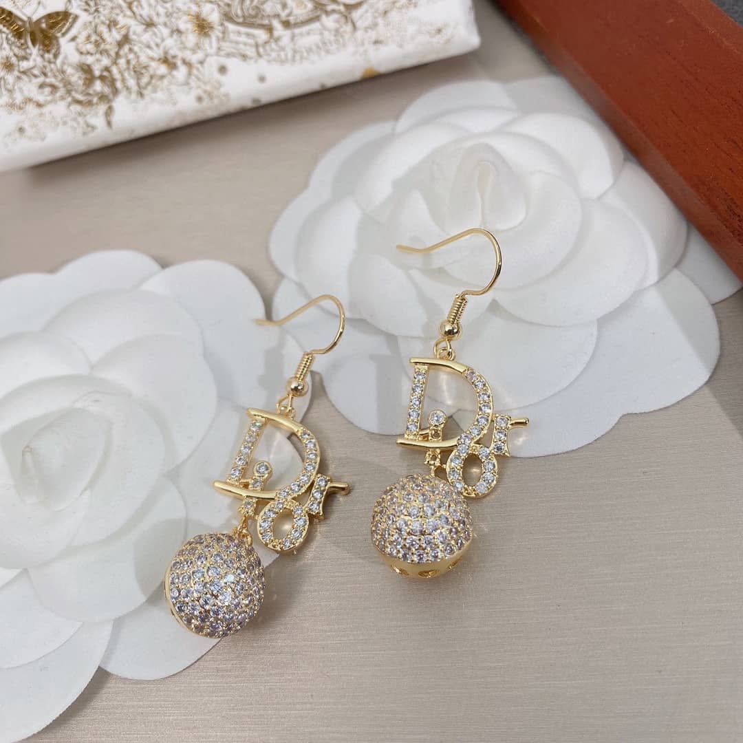 Wholesale Chr1st1an D10r Logo Earring