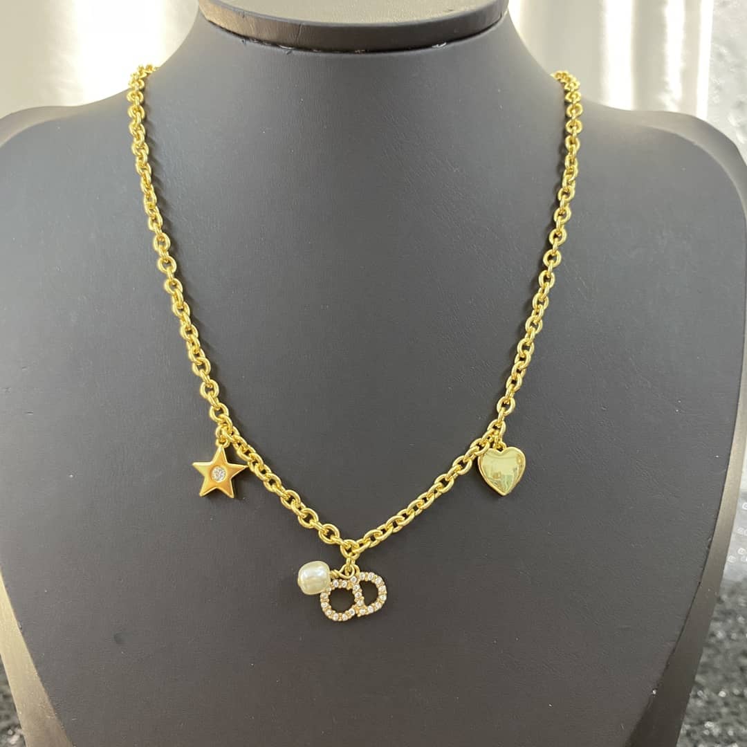 Best Chr1st1an D10r Classic Necklace