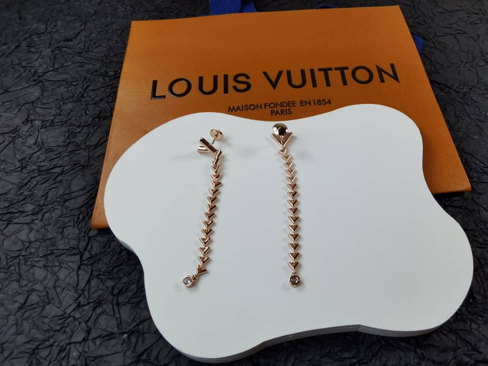 Replica L0vis Vvtt0n Earring