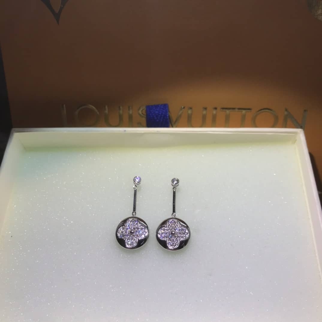Knockoff L0vis Vvtt0n Logo Earring