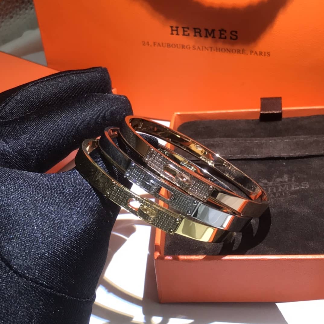 H**me5 Bracelet For Sale