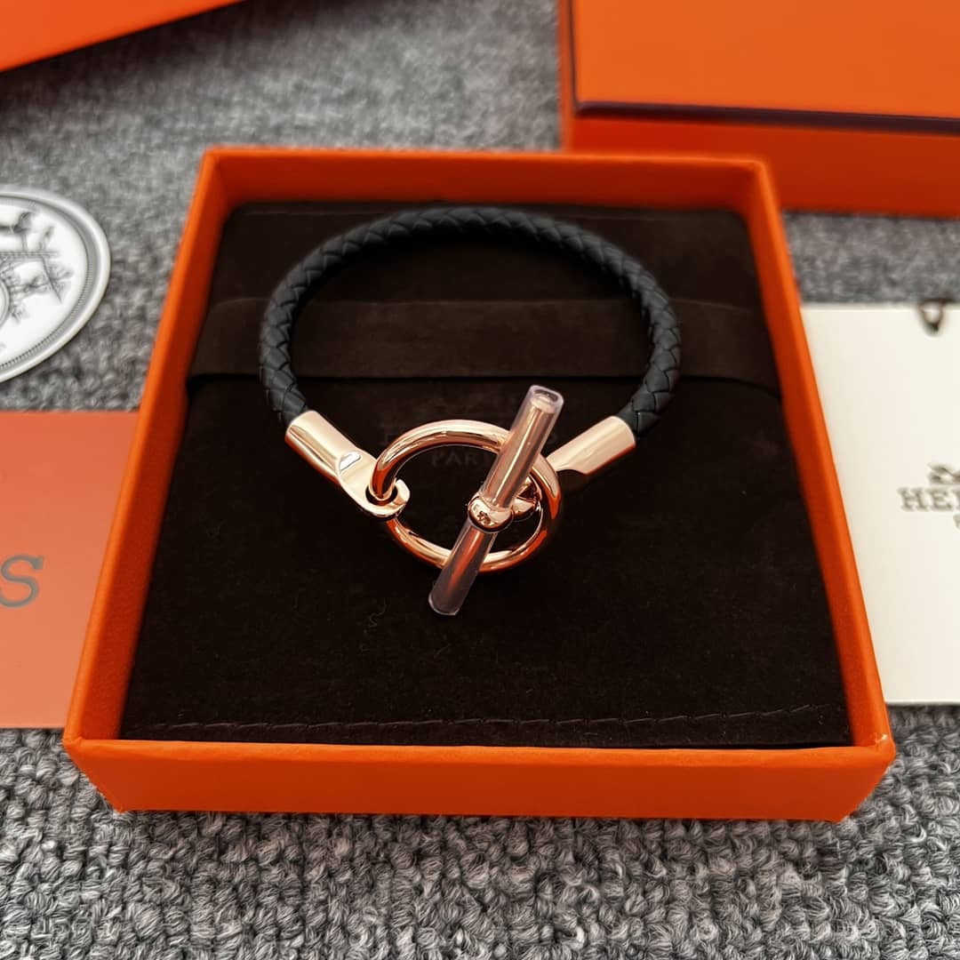 Knockoff H**me5 Logo Bracelet