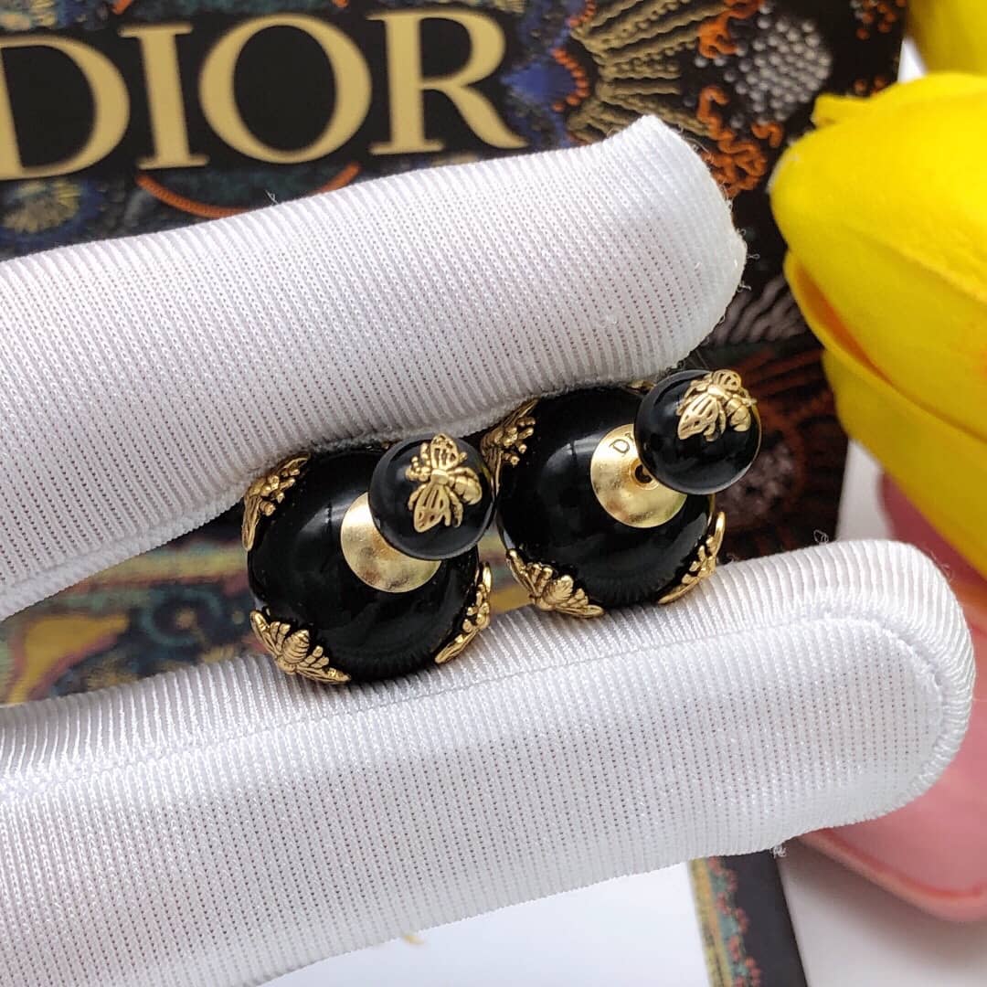 Wholesale Chr1st1an D10r AAA+ Earring