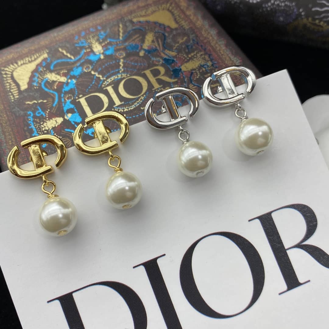Wholesale Chr1st1an D10r Logo Earring