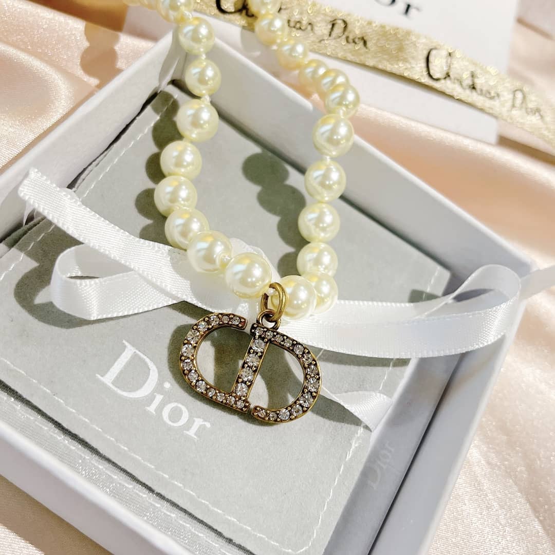 Chr1st1an D10r Necklace First Copy