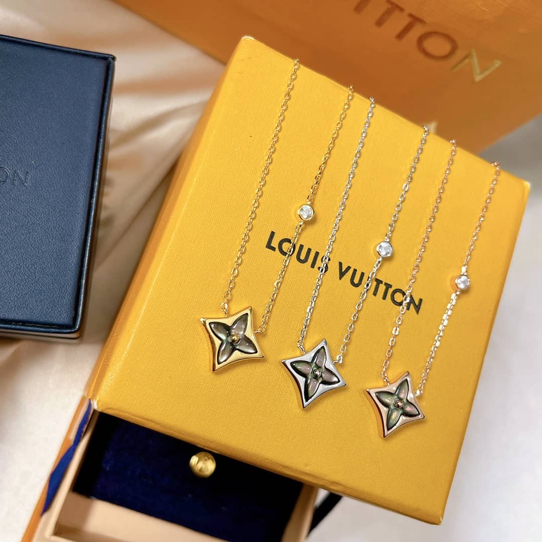 Cheap L0vis Vvtt0n Necklace