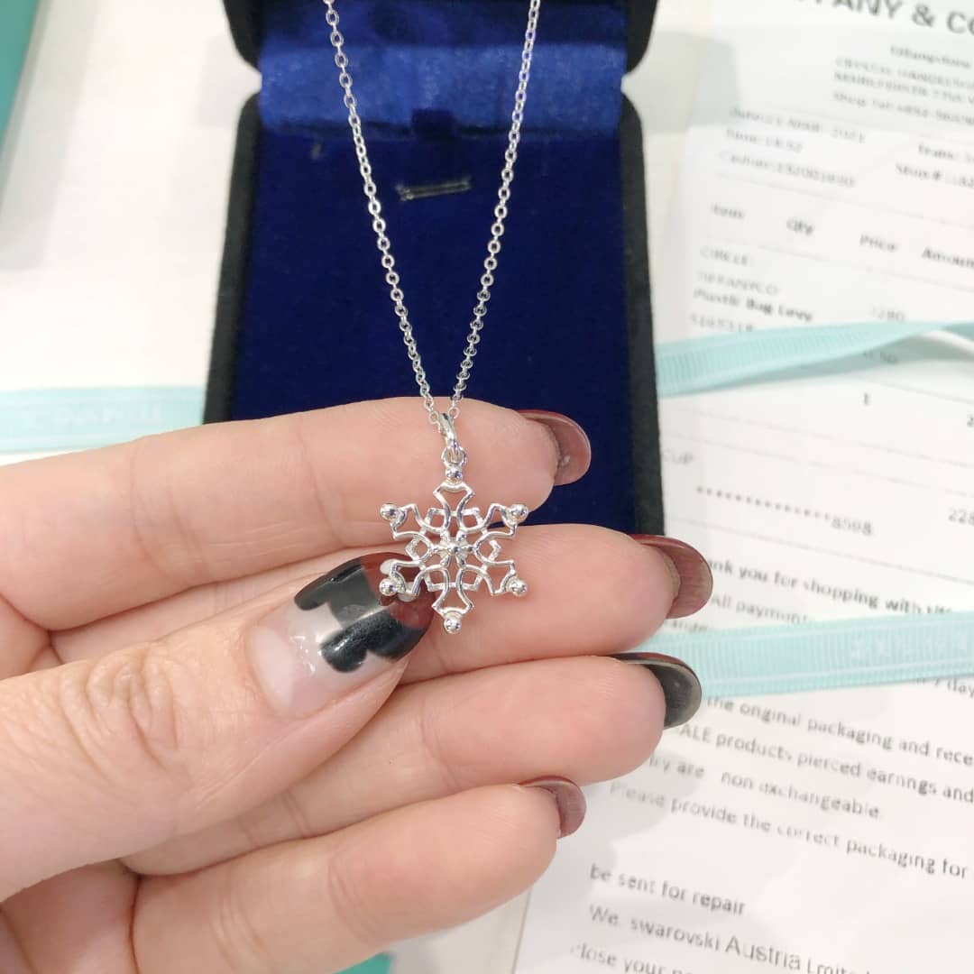 7 Star T*f*ny Necklace