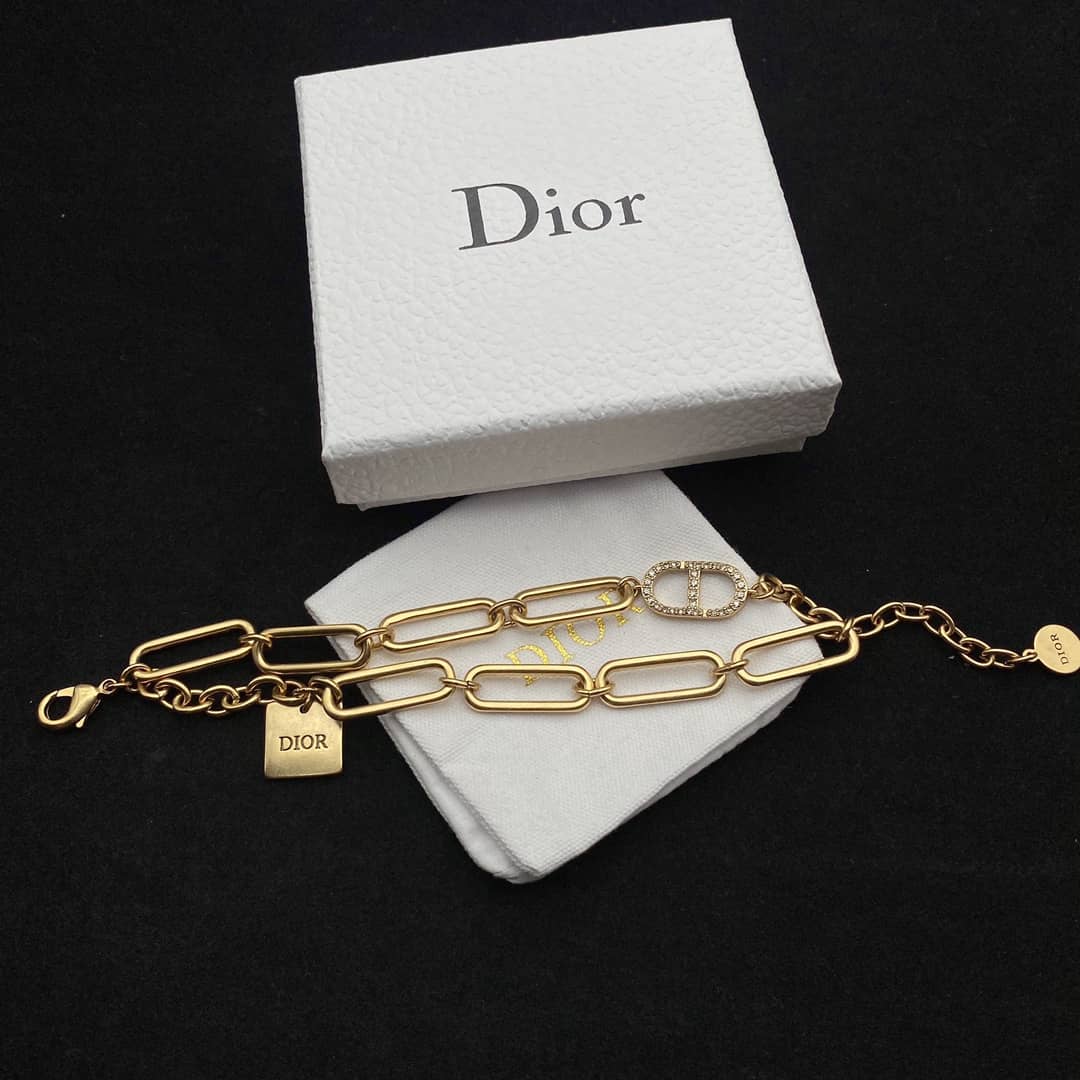 Knockoff Chr1st1an D10r Logo Bracelet