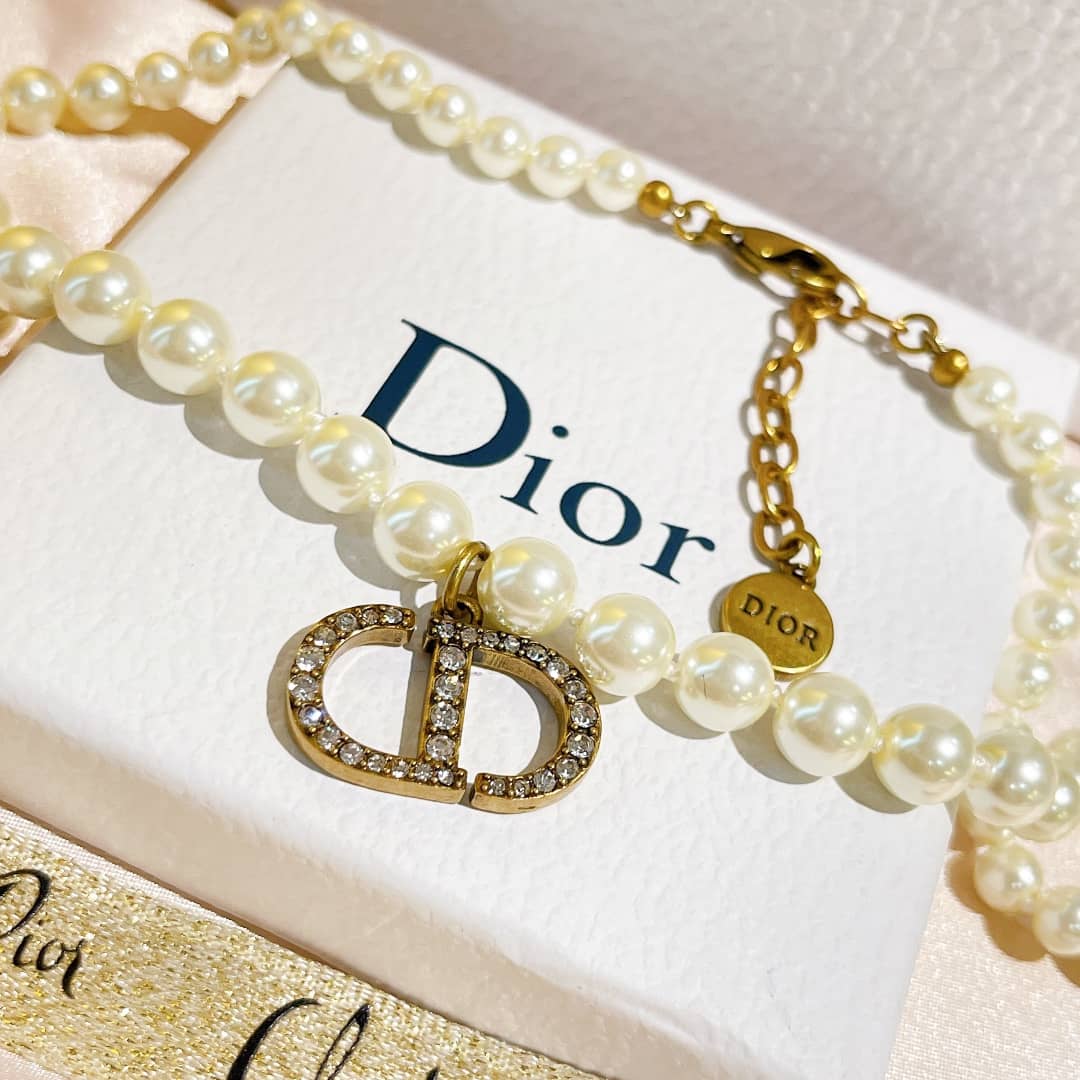 Chr1st1an D10r Necklace First Copy